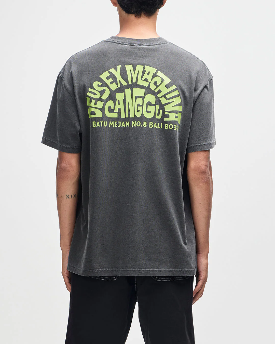 Canggu Address Tee - Anthracite - Image 2