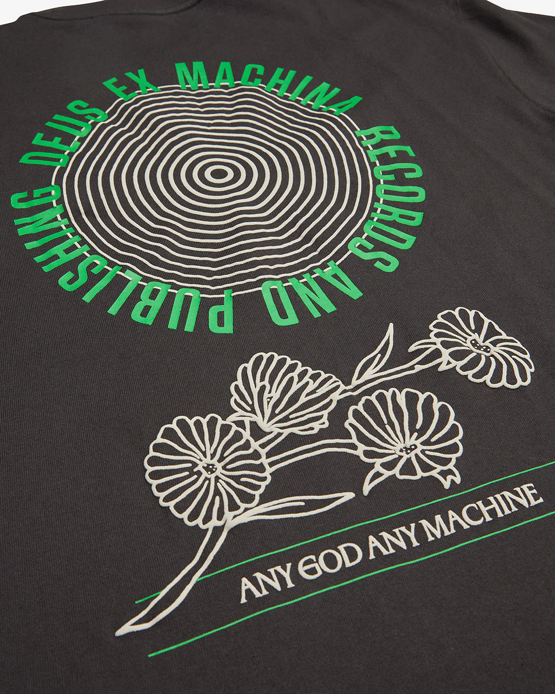 Dusty Tee - Anthracite - Image 6