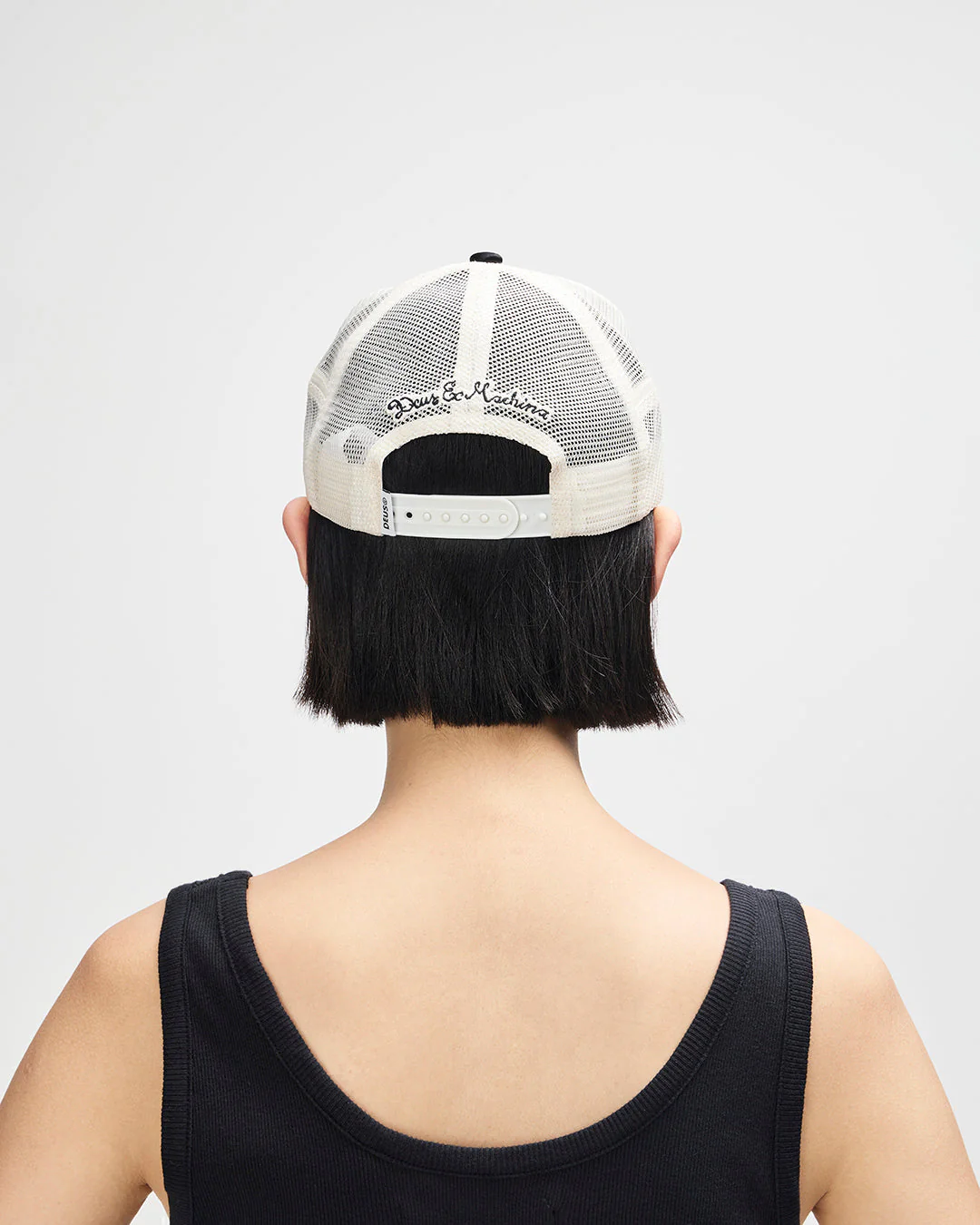Paris Shield Trucker - Black - Image 2